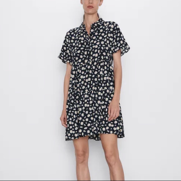 Zara Dresses & Skirts - Zara Daisy Print Button Front Dress Size M